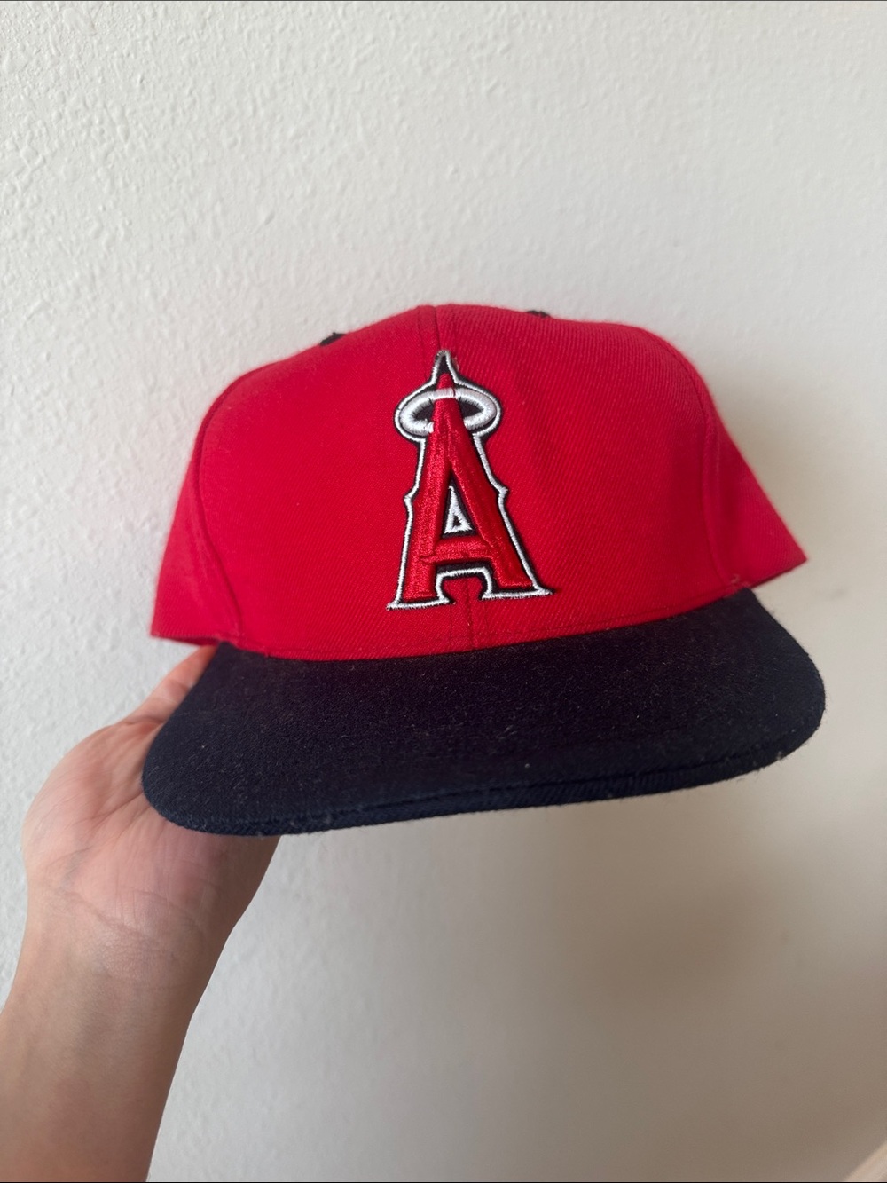 MLB Los Angeles Angels Red and Black Snapback Hat